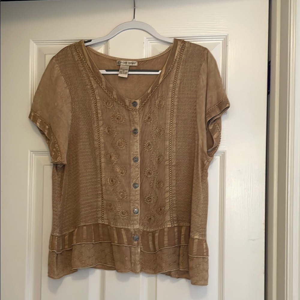 Women's Tan Button-Up Top